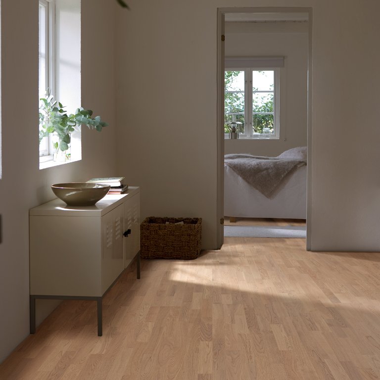 Дуб Абетон Черс (Kahrs Oak Abetone)